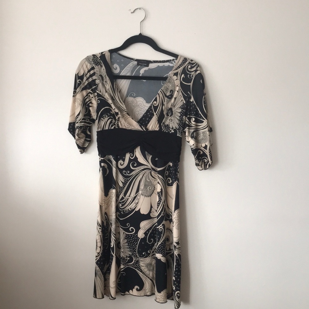 beautiful cream& black paisley silky dress- S